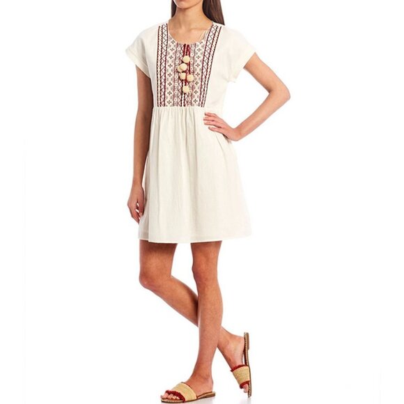 C&V Chelsea Violet Medium Dress White Red Embroidered Pom Pom Cap Sleeve Boho - Picture 1 of 14